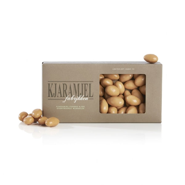 Karamel fugde mandel Kjaramjelfabrjkken - Brun æske 100 g fra Chokoladehimlen
