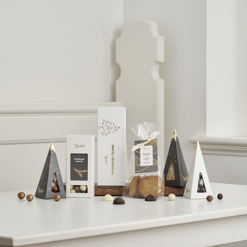 Chokoladegave med brunkager og lakrids fra Xocolatl i Winternight-gavepose