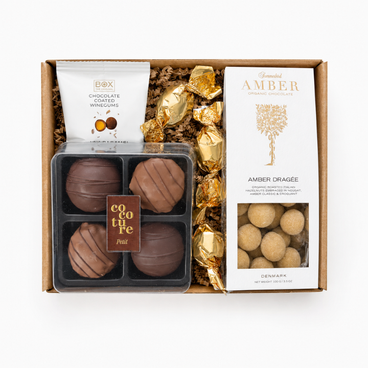 Gaveæske med chokolade og søde specialiteter til værtindegave, fødselsdag eller firmagave