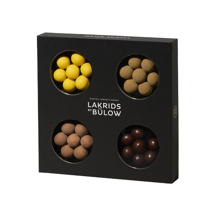 Gaveæske fra Lakrids by Bülow med fire slags chokoladelakrids