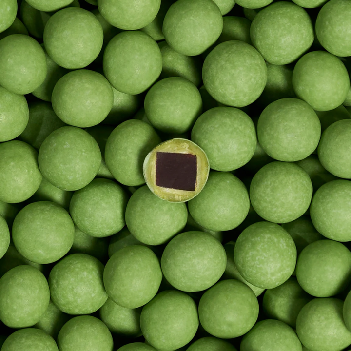 Lakridskugle med smag af Matcha og jordbær