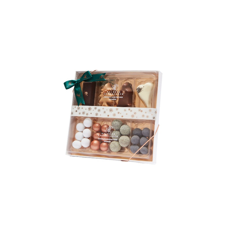 Juledragéer og fire figurer i grøn mixæske fra Aalborg Chokoladen