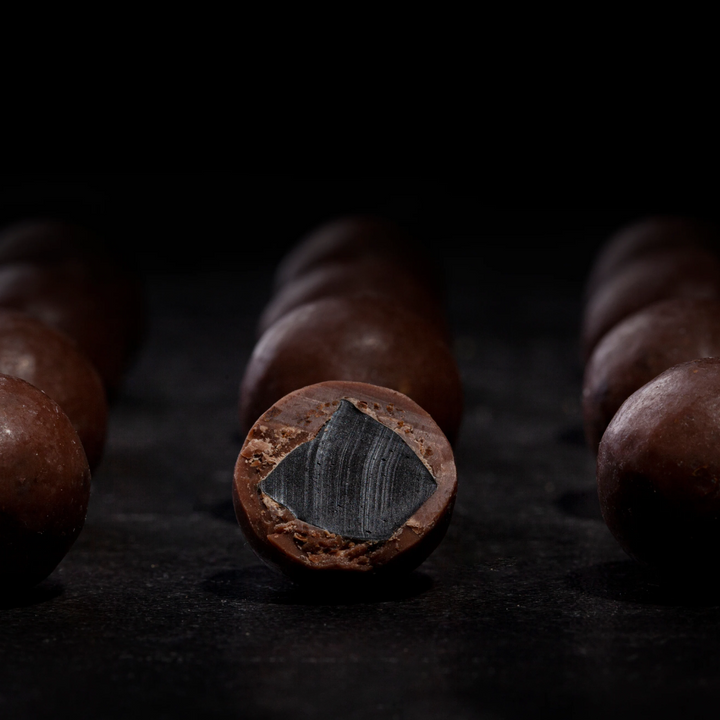 F - Dark &amp; Sea salt Small Lakrids by Bülow 115 g fra Lakrids by Bülow