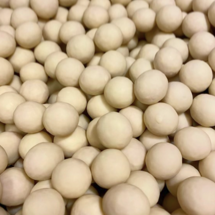 Elmelund Chocolatier karameller med hvid chokolade