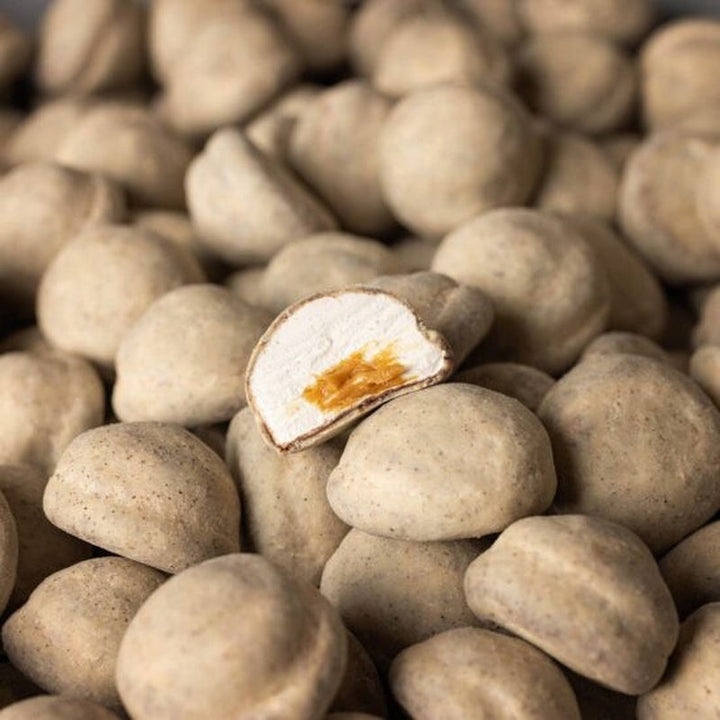 The Mallows skumfiduser med kaffe og karamelkerne tæt på
