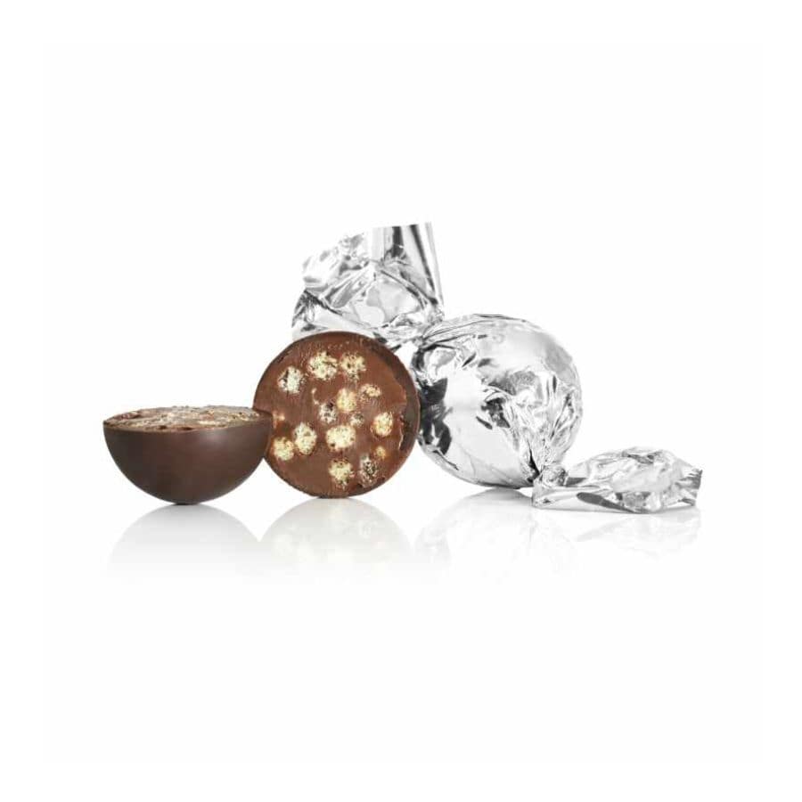 Chokoladekugler med mørk chokolade og crisp i sølv indpakning
