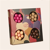 Small LOVE Selection Box fra Lakrids by Bülow 175 g  